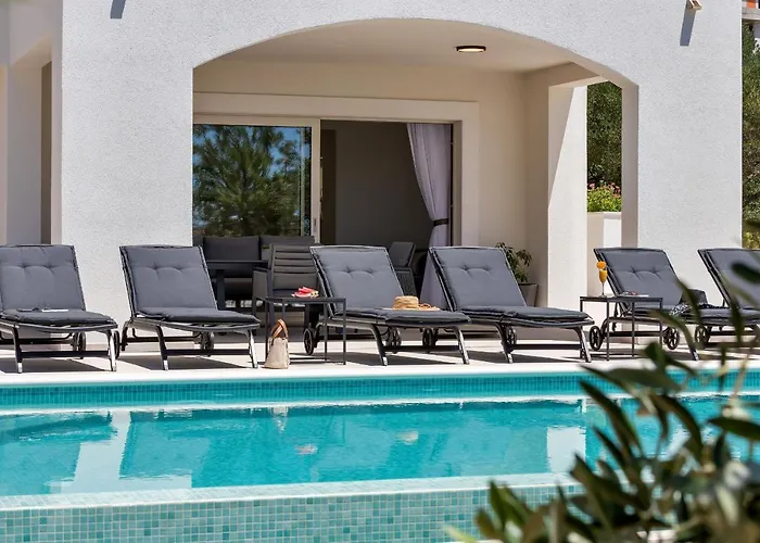 Camadra * מאקרסקה